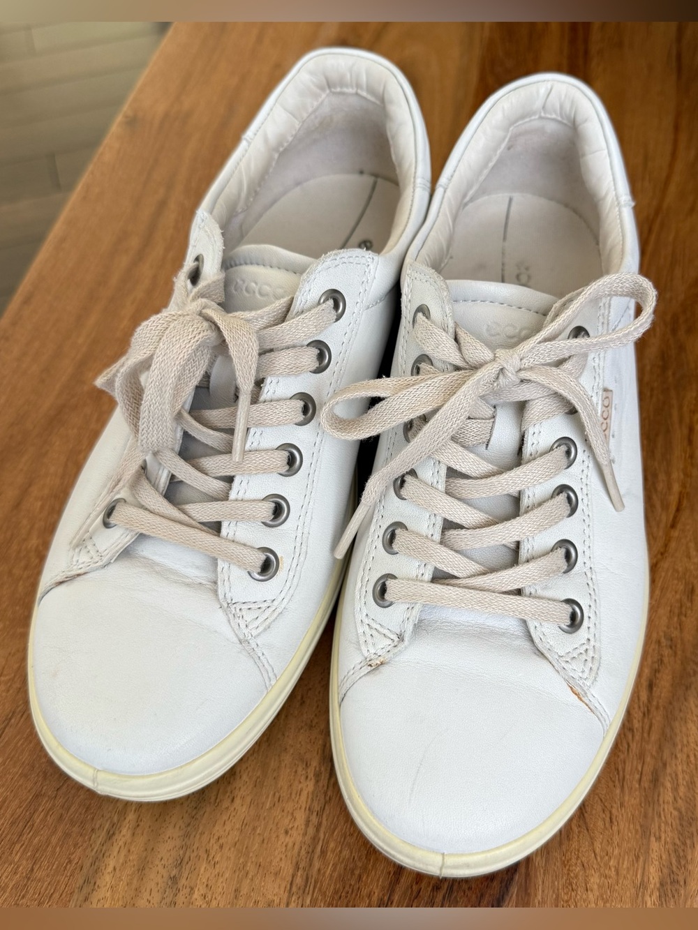 Ecco Soft 7 white Leather Sneakers